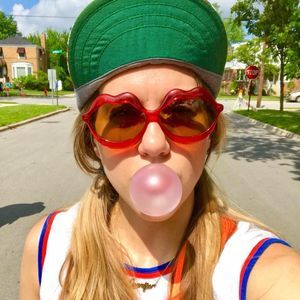 Meet your Posher, Jennifer